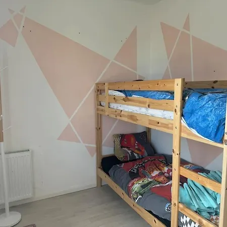 Maison Spacieuse & Jardin