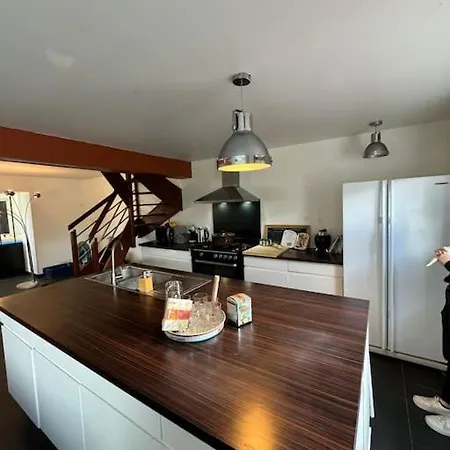 Maison Spacieuse & Jardin Дом отдыха Брест