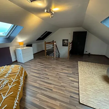 Maison Spacieuse & Jardin Casa vacanze