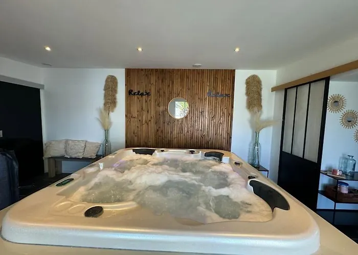 Prázdninový dům Maison Spacieuse & Jardin